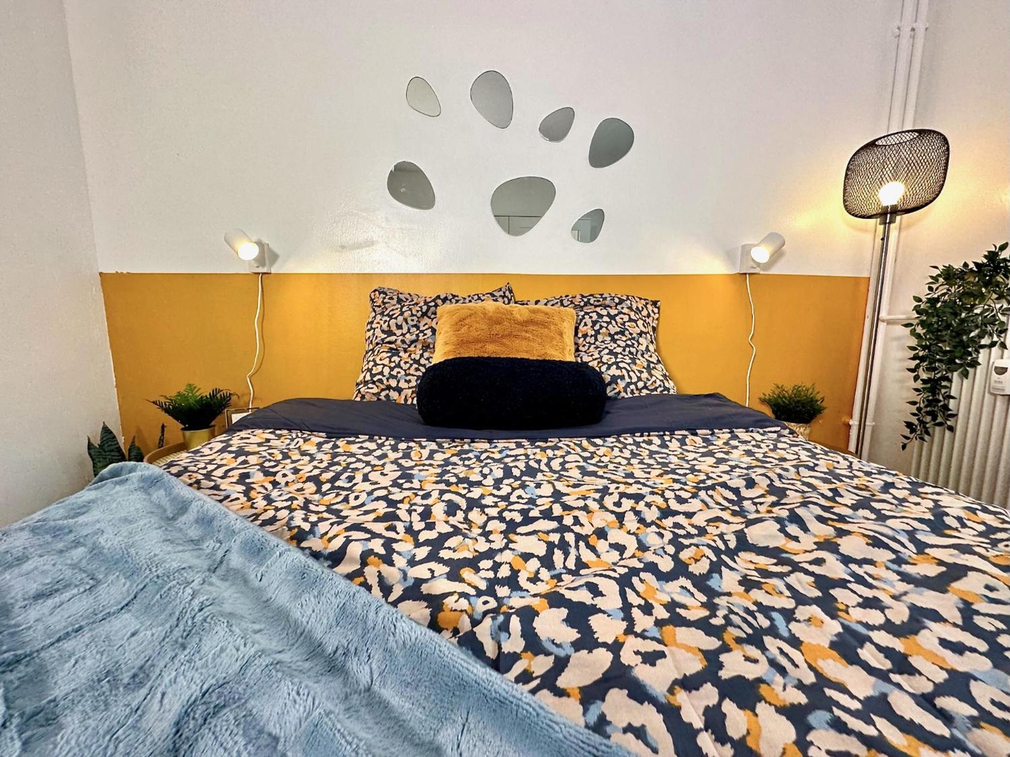 Le Bleu Soleil - A 2 Min Du Metro - 7 Min De Paris Apartman Maisons-Alfort Kültér fotó
